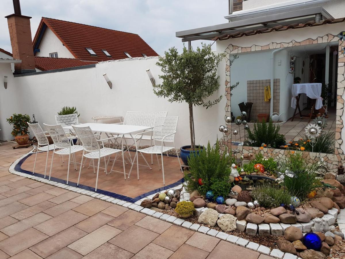 Ferienwohnungen Wie Im Sueden Großostheim Bagian luar foto