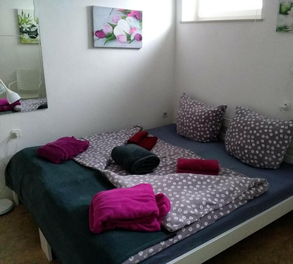 Ferienwohnungen Wie Im Sueden Großostheim Bagian luar foto