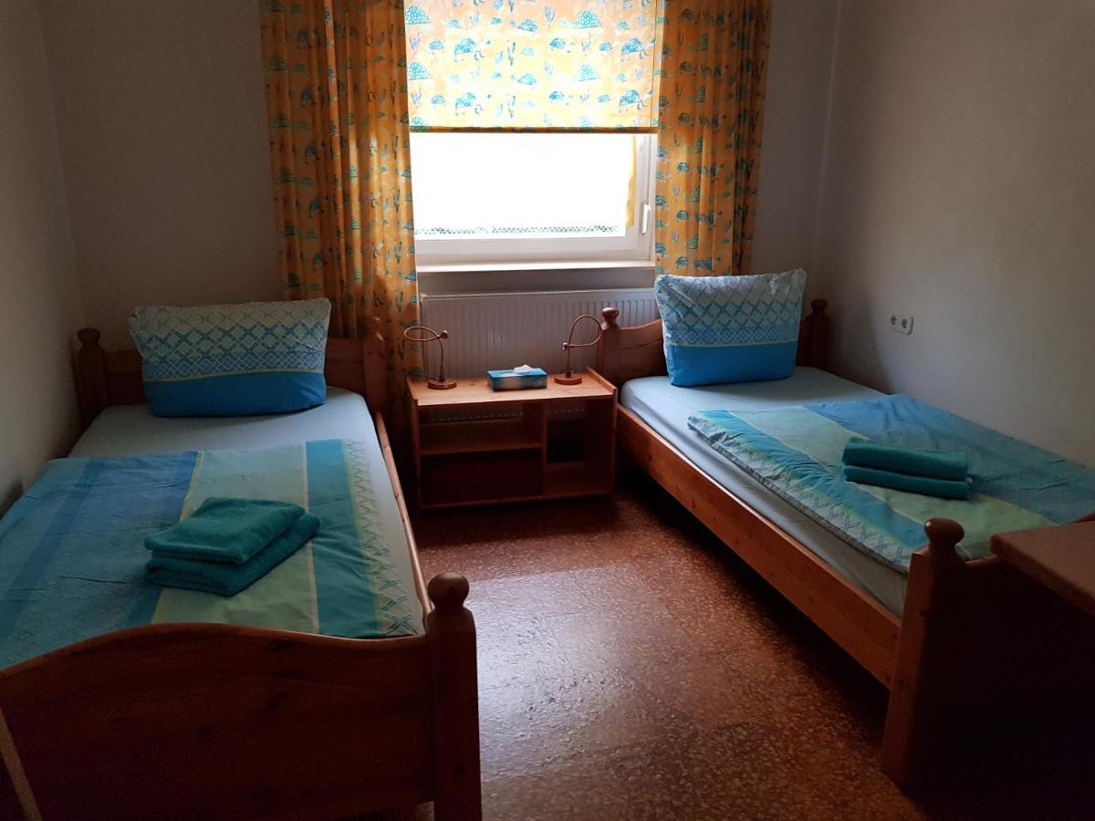 Ferienwohnungen Wie Im Sueden Großostheim Bagian luar foto